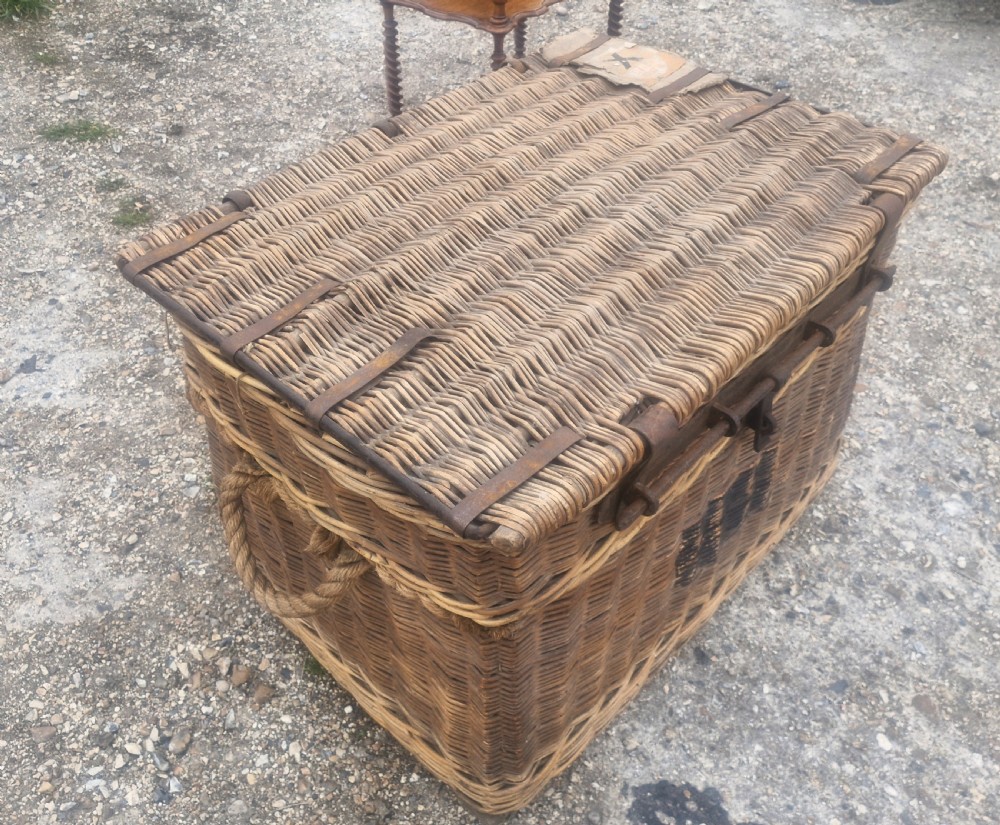 Good wicker basket.  View VI