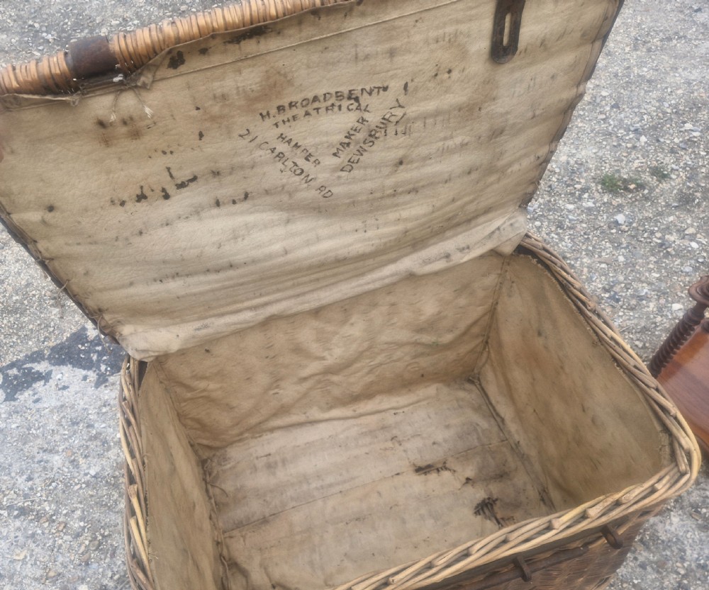 Good wicker basket.  View IX