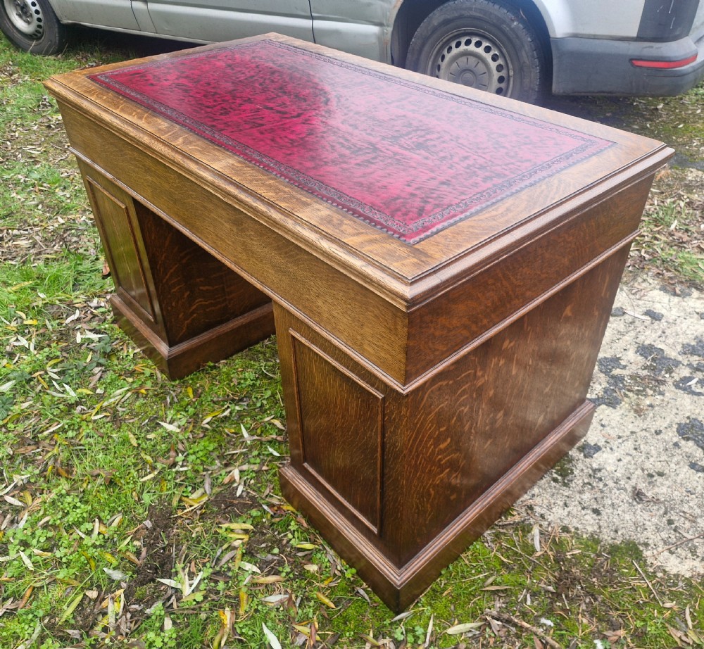 Oak kneehole pedestal writing desk  View II