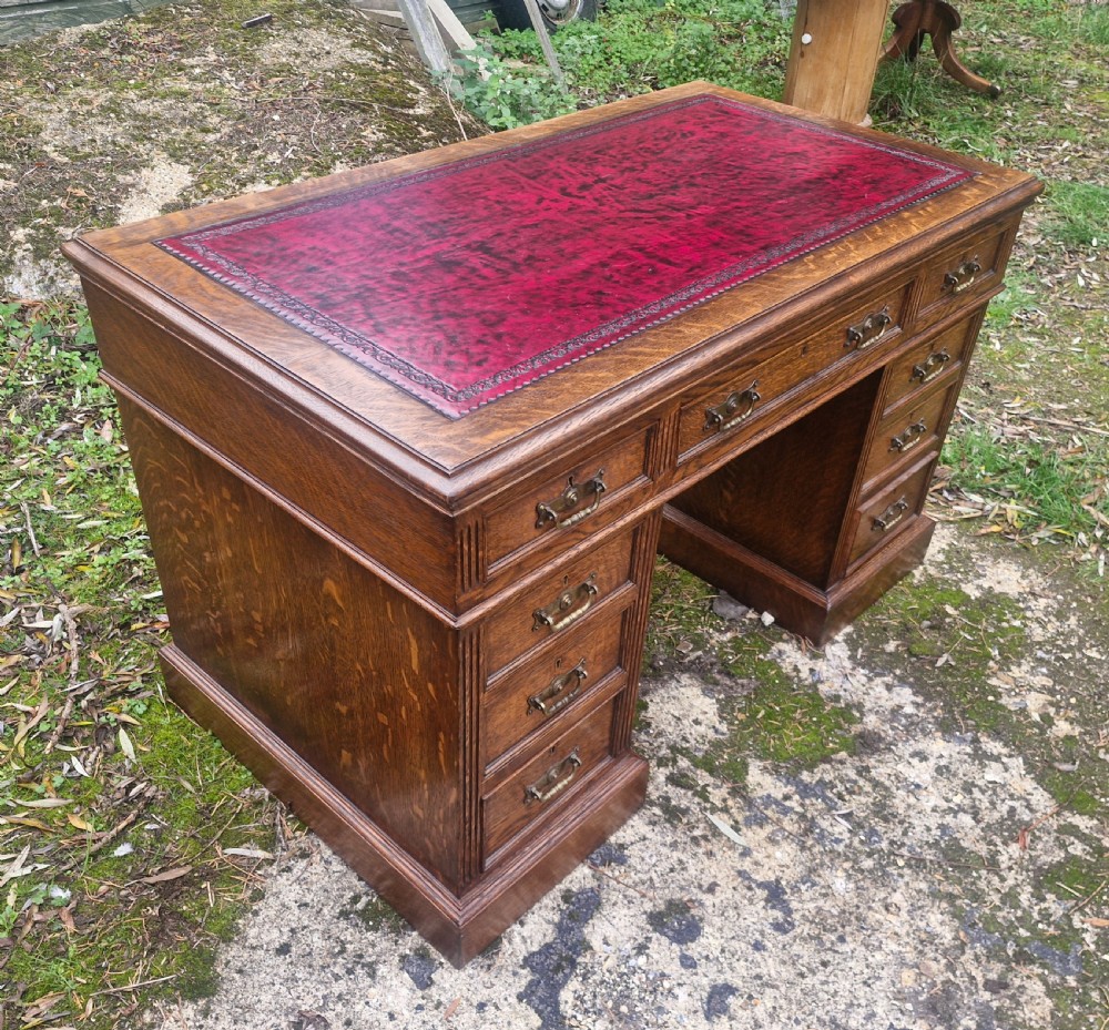 Oak kneehole pedestal writing desk  View IV