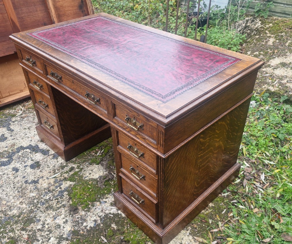 Oak kneehole pedestal writing desk  View V