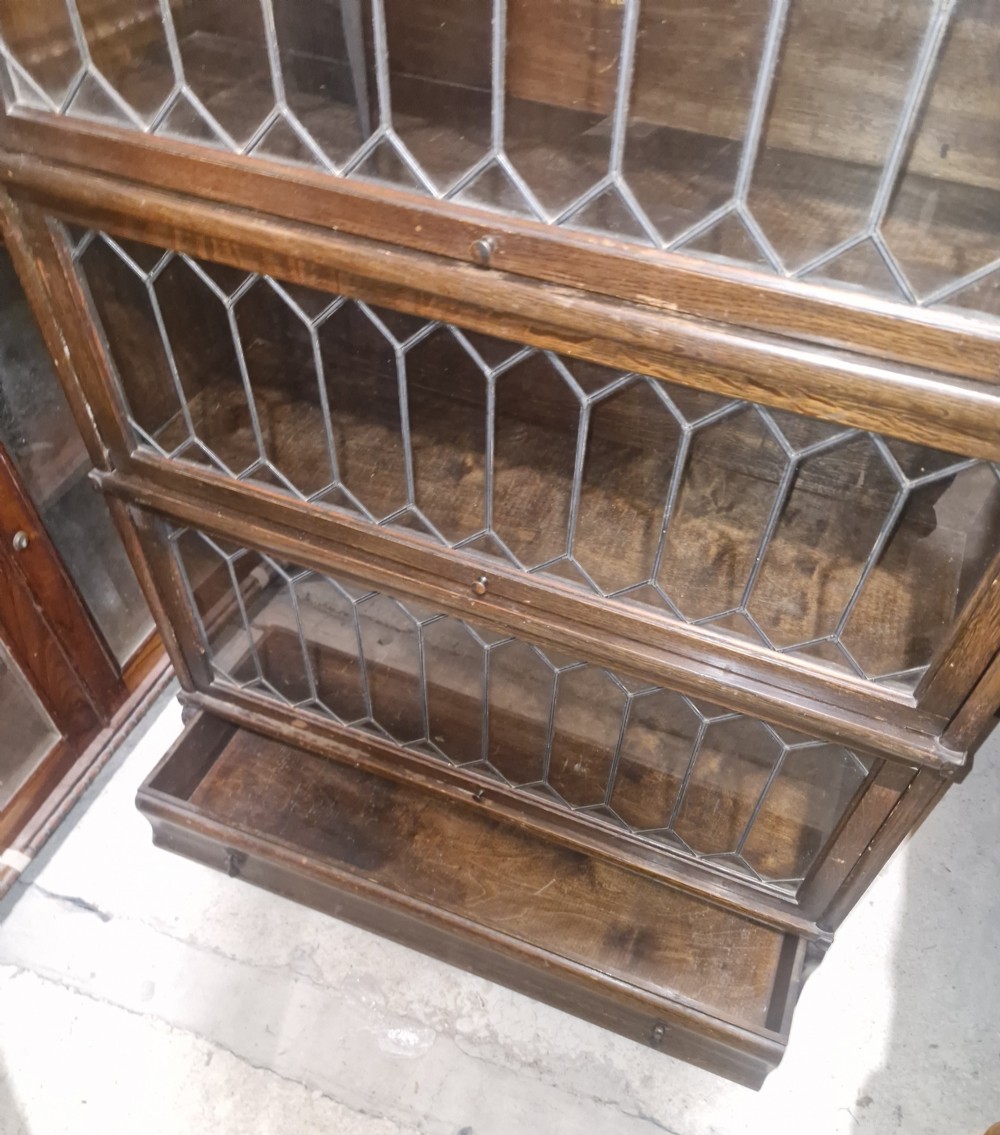 Oak Leaded glazed Globe Wernicke bookcase cabinet.  View III