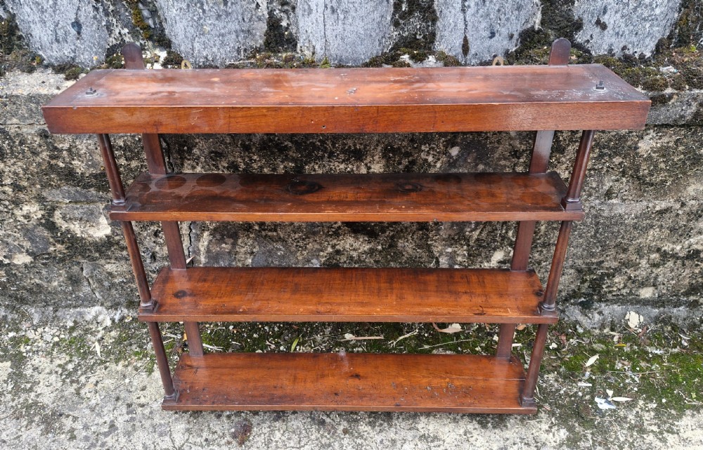 Regency hanging wall shelf View II