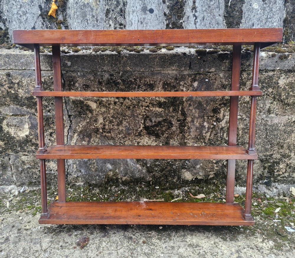 Regency hanging wall shelf View III