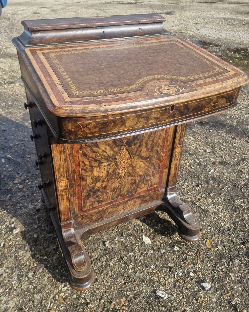 Victorian 4 drawer walnut Davenport.  View VI