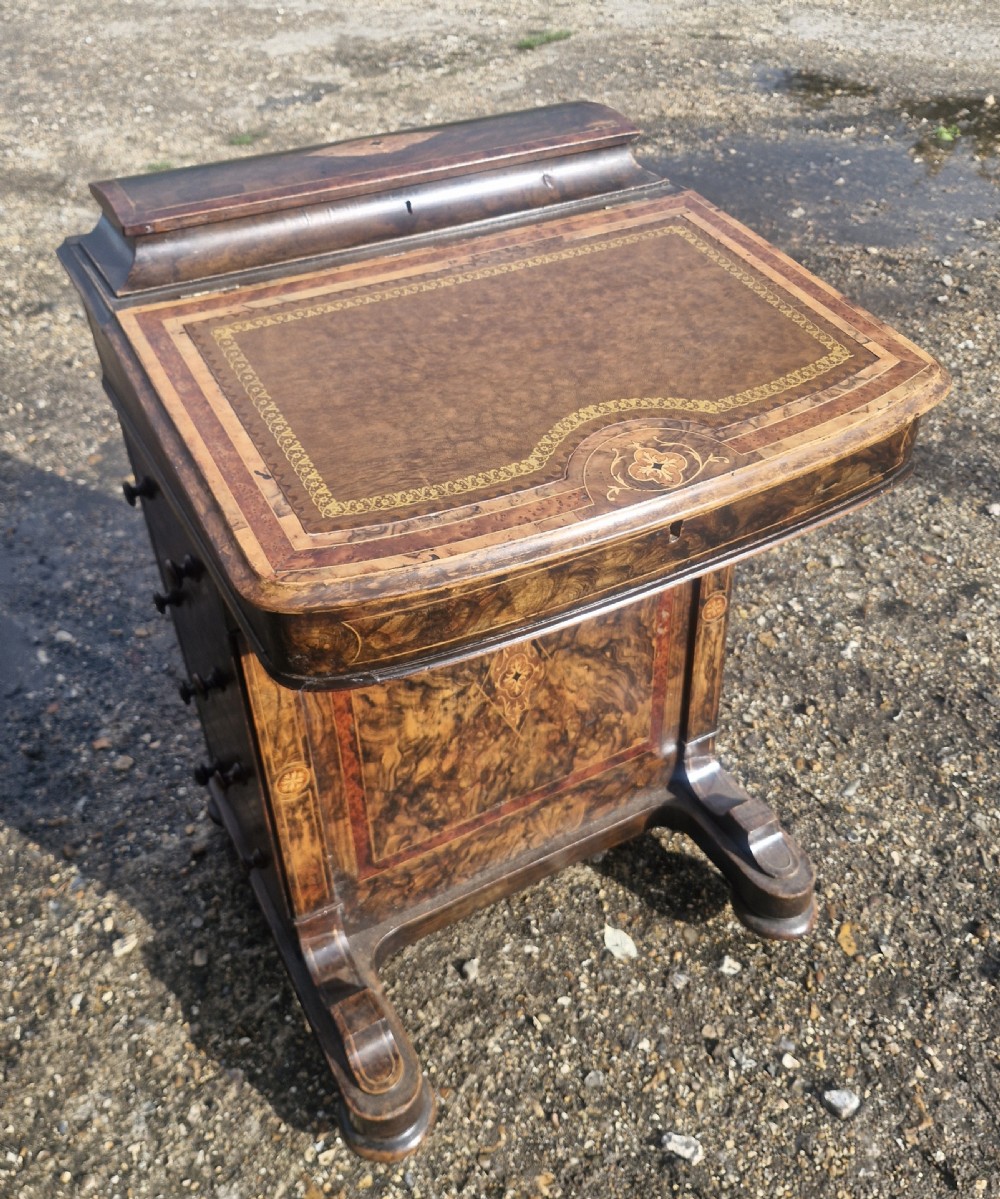 Victorian 4 drawer walnut Davenport.  View VIII