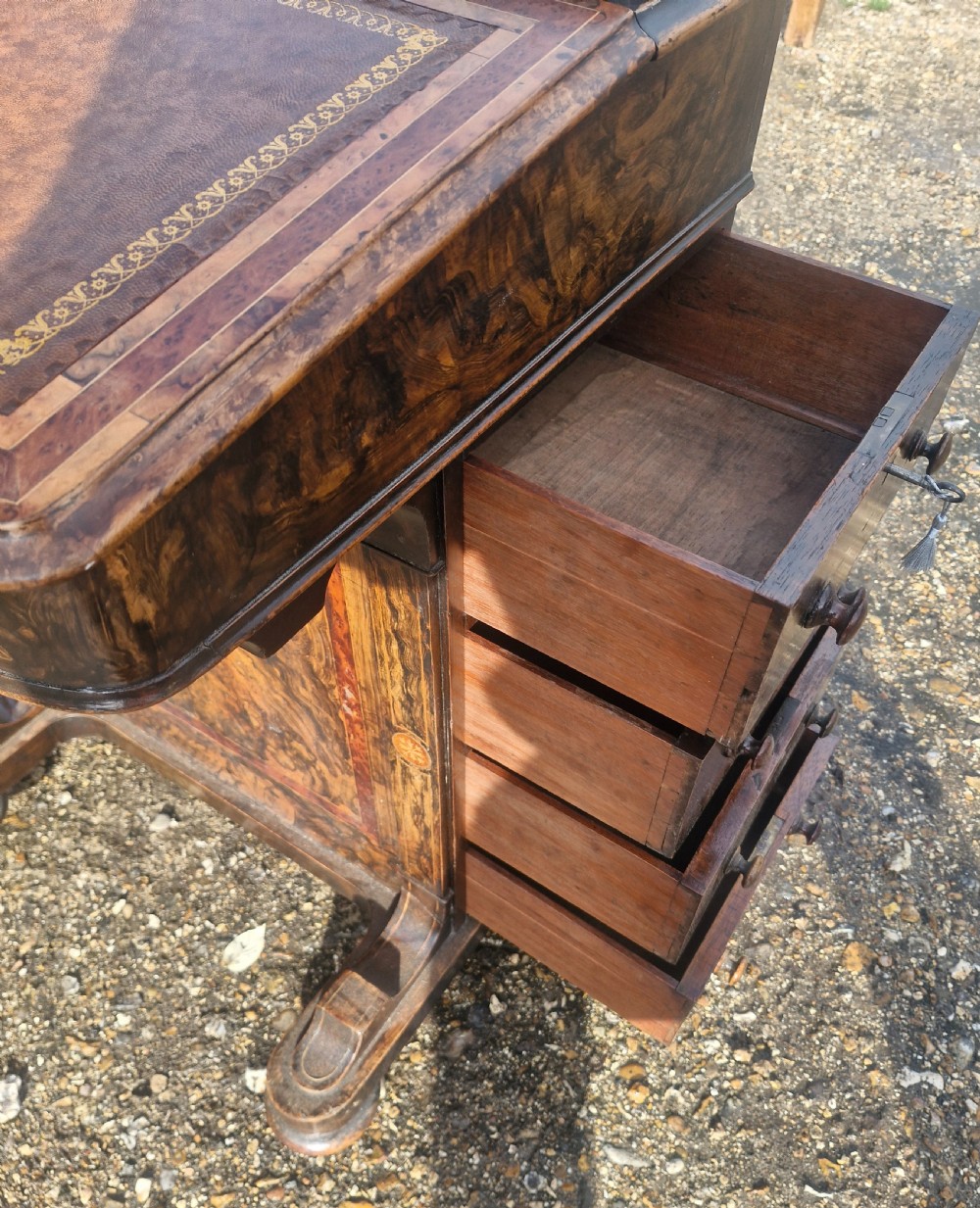 Victorian 4 drawer walnut Davenport.  View IX