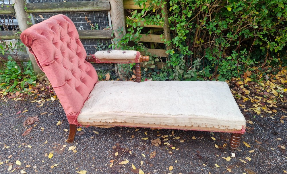 Bobbin framed upholstered day bed. View IV