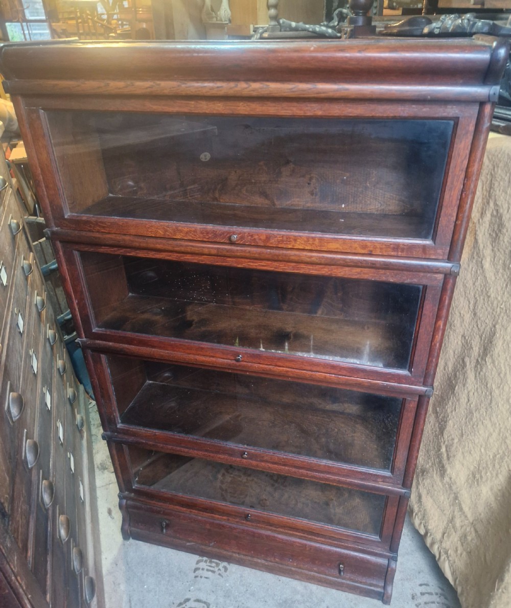 Oak Globe Wernicke bookcase cabinet. 