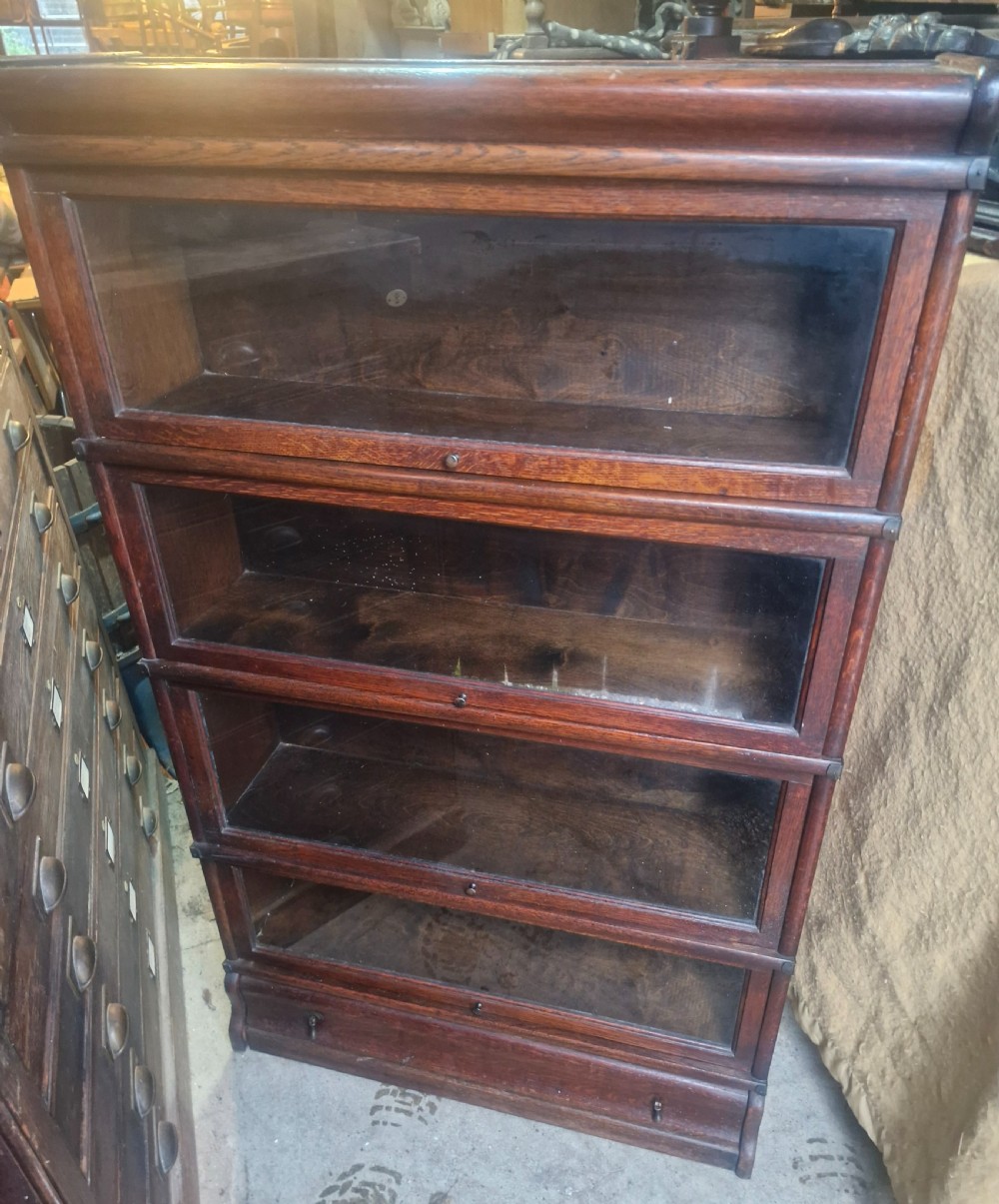 Oak Globe Wernicke bookcase cabinet.  View III