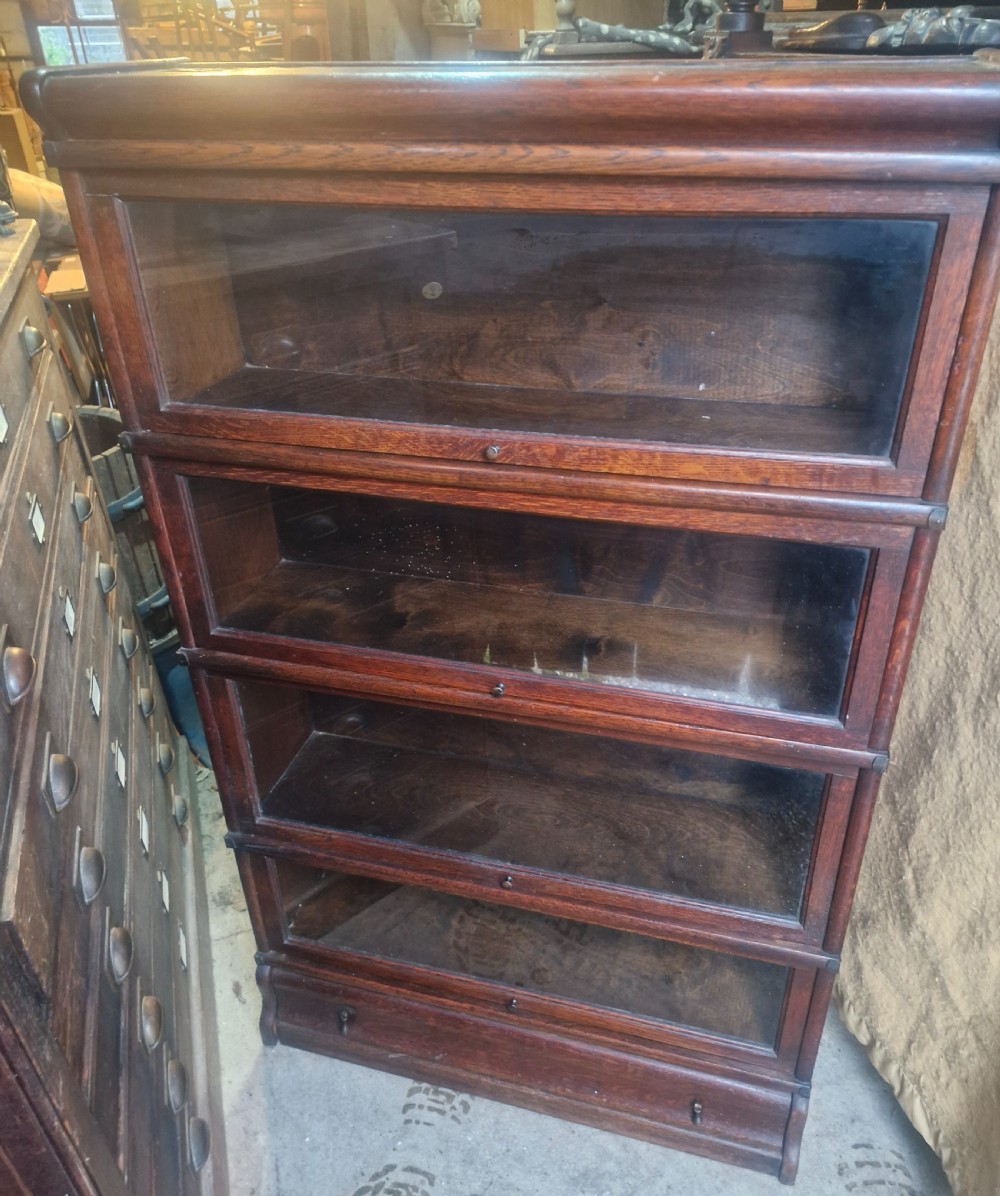 Oak Globe Wernicke bookcase cabinet.  View VI