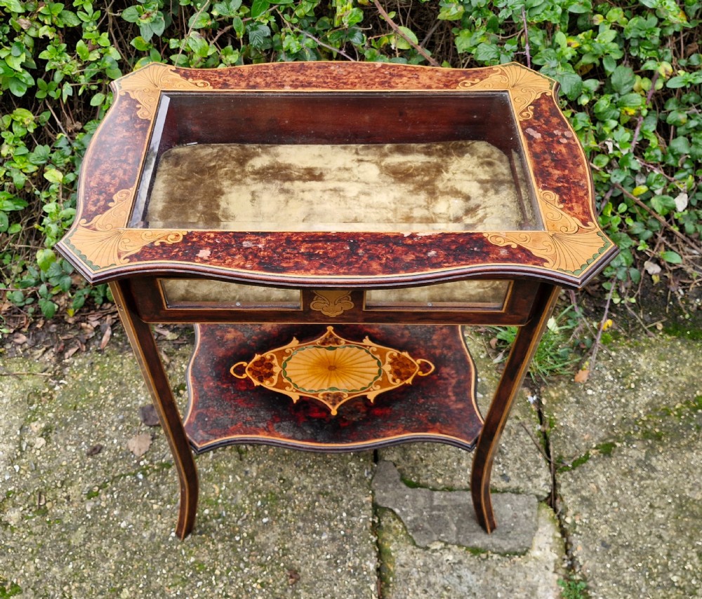 Unusual decorated bijouterie display table.  View VIII