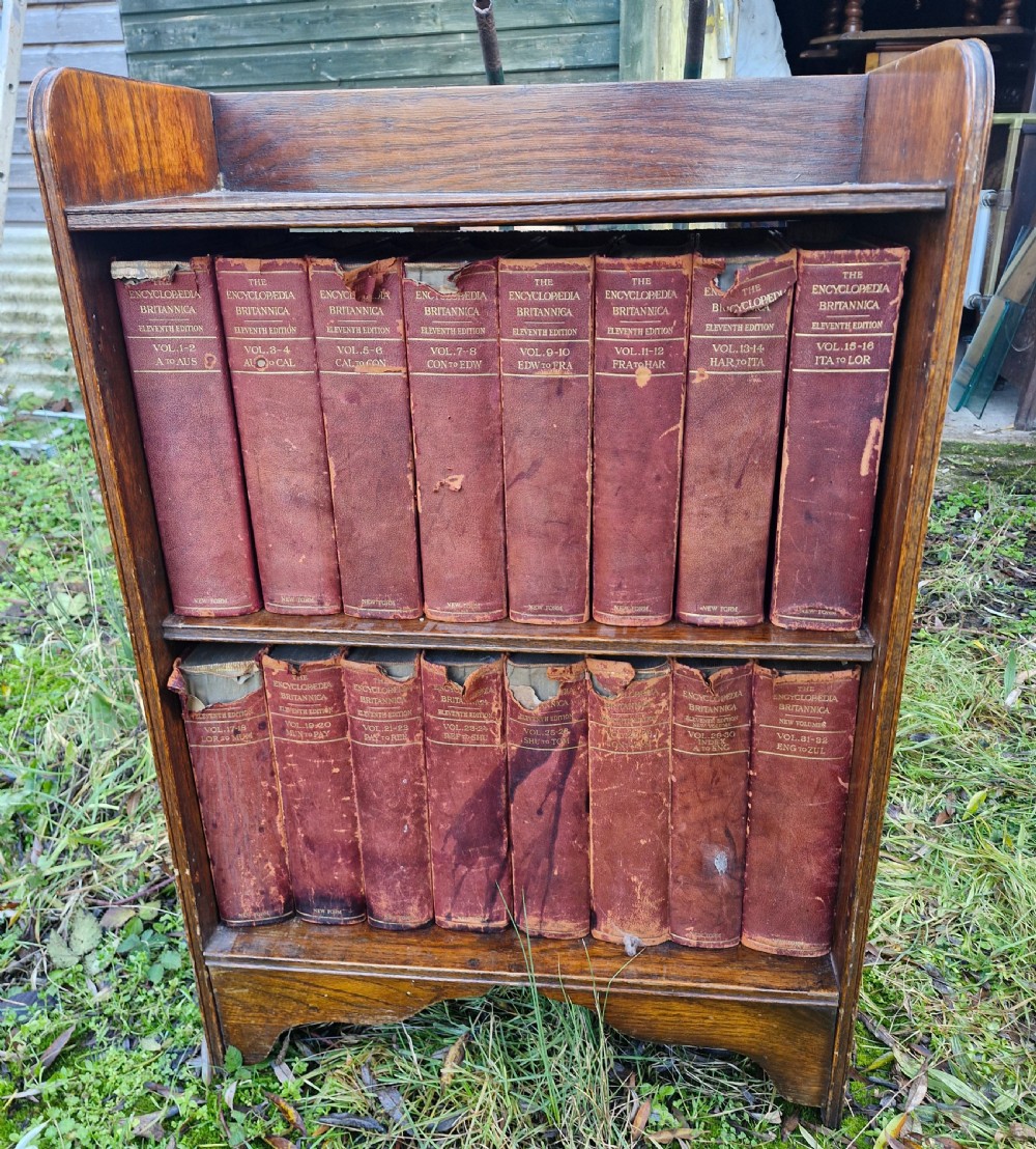 Set of Encyclopedia Britannica  - 1910 1911 in original bookcase. 