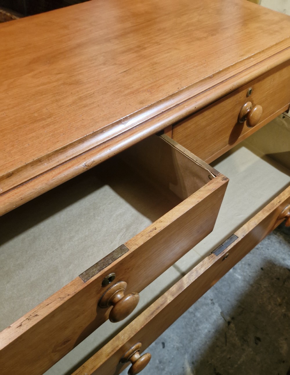 Victorian pine chest of drawers.  View VIII