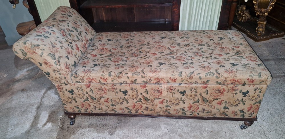 Victorian country house freestanding box ottoman day bed on turned legs and castors 