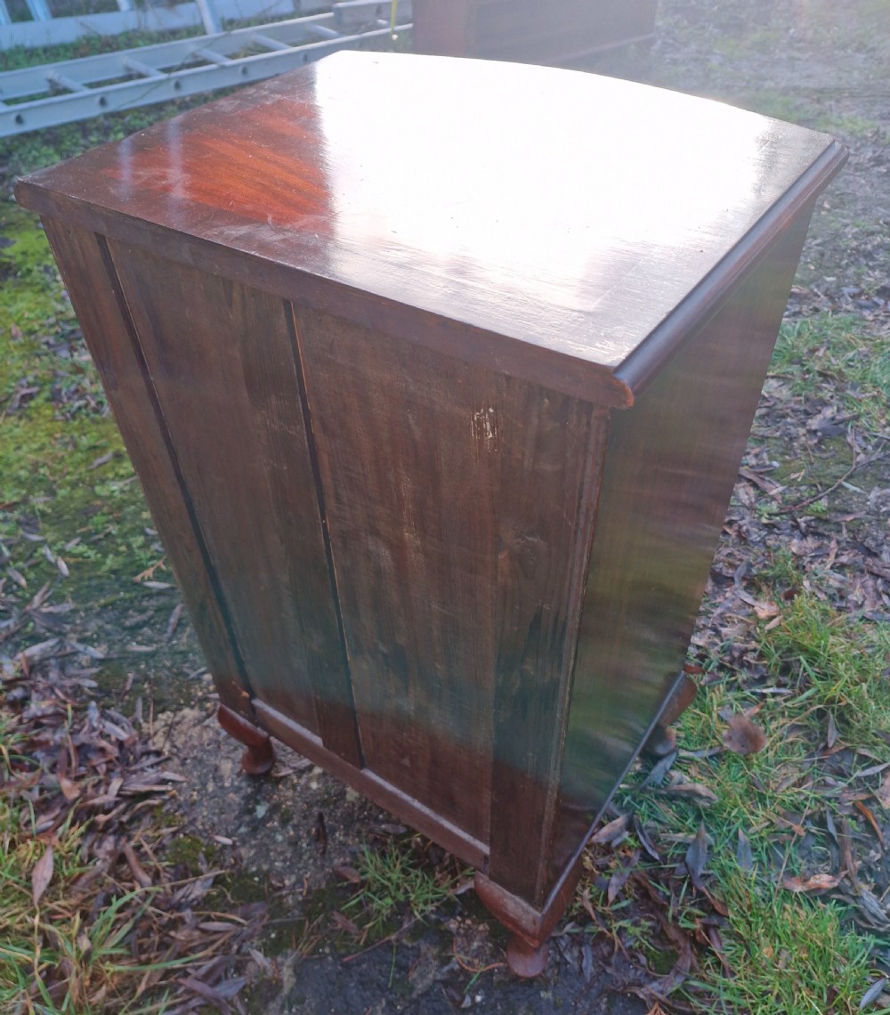 Early 20th century small mahogany chest of drawers.  View IV