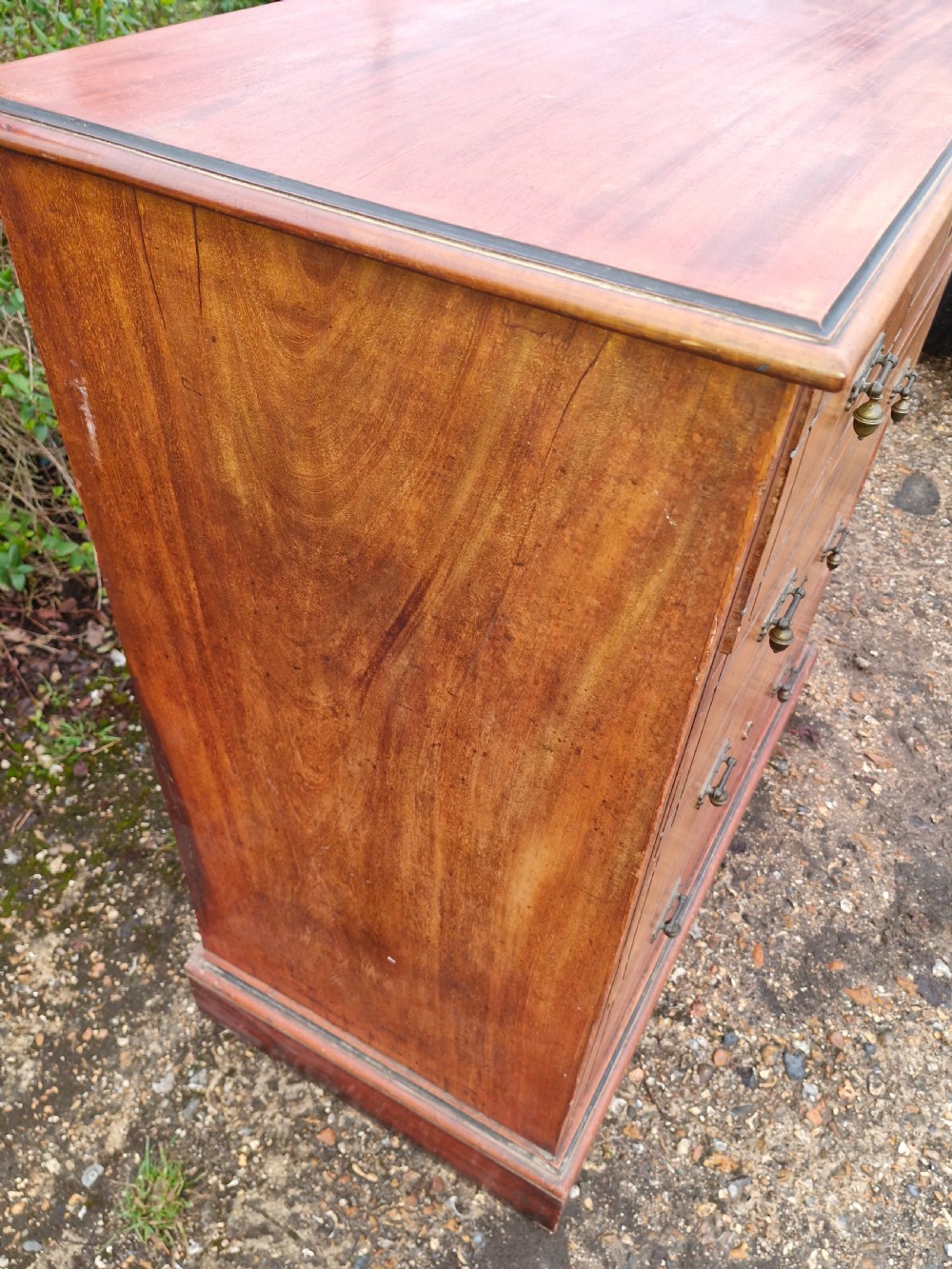 Victorian chest of drawers. Stamped Maple & Co. View VI