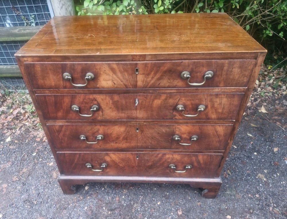 Early 19th century mahogany chest of 4 drawers. 