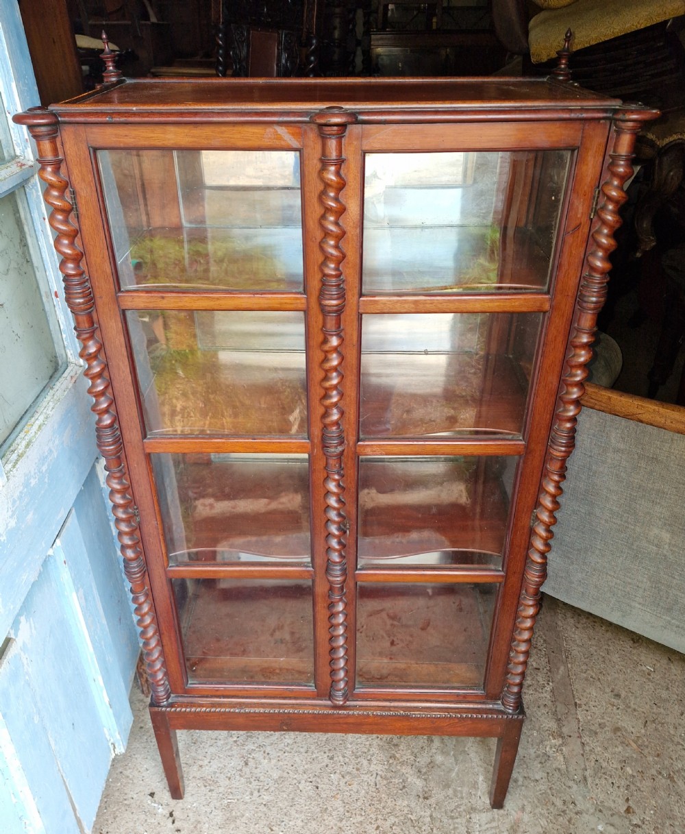 19th century mahogany mirror backed bijouterie display cabinet. 