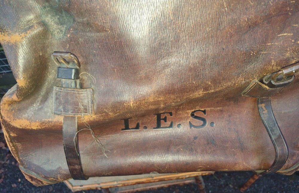 2 late Victorian leather bags. View VI
