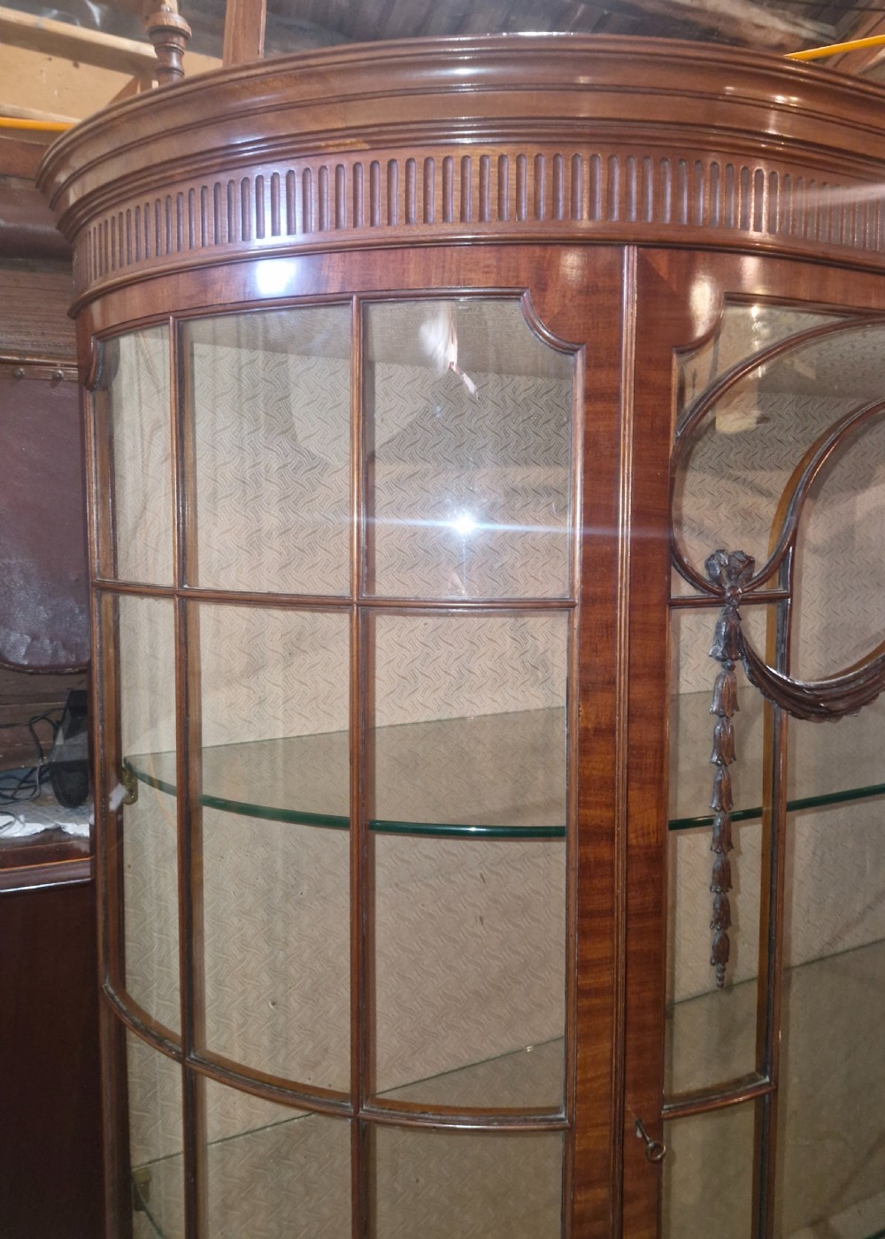 Edwardian mahogany display cabinet by Waring & Gillow. View X