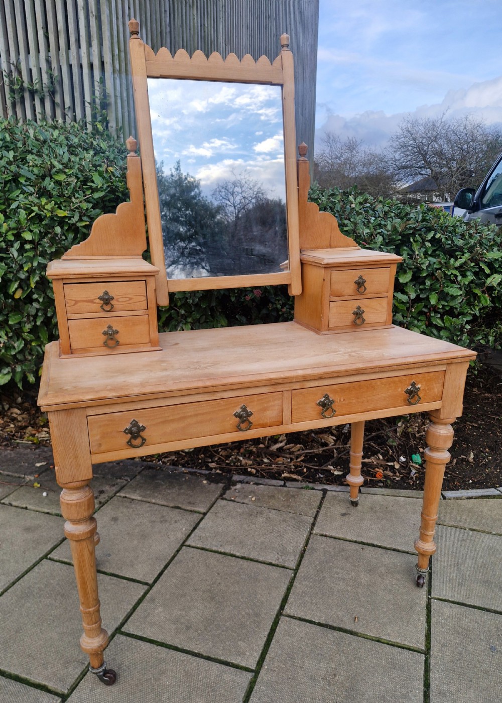 Victorian pine dressing table. 