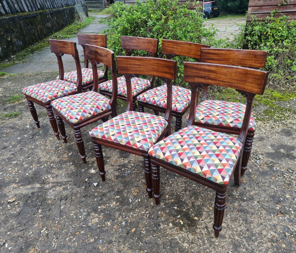 Set of 8 mahogany dining chairs. (4+4). View VII