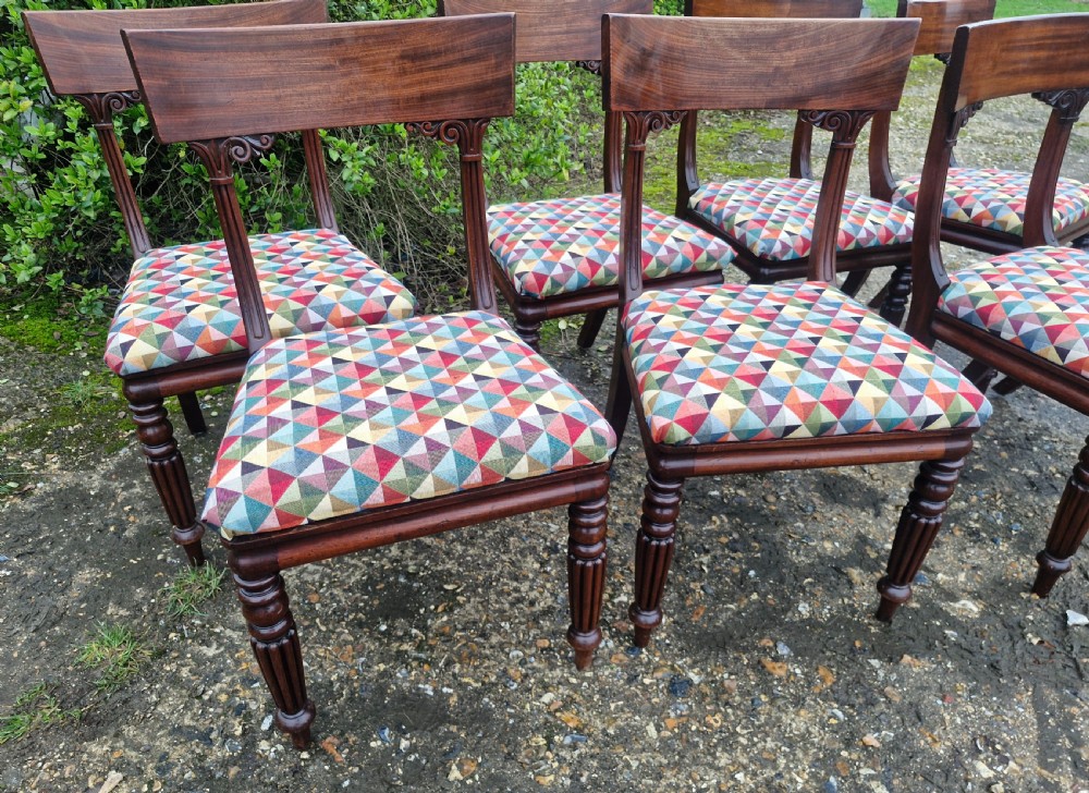 Set of 8 mahogany dining chairs. (4+4). View VIII