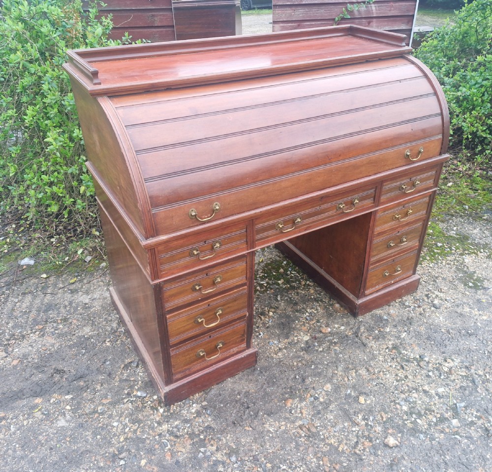 Victorian cylinder roll top pedestal desk.  View VIII