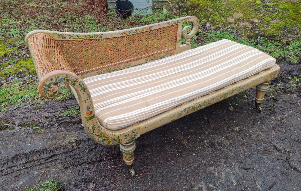 Regency painted chaise longue.  View II