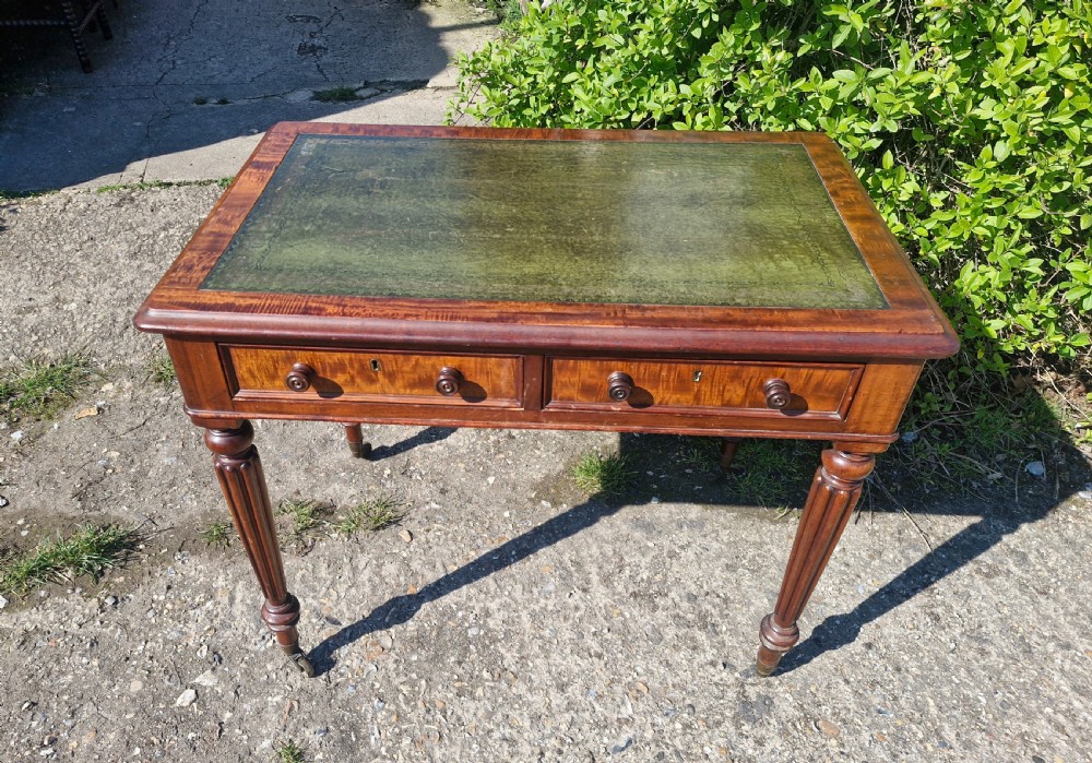Early Victorian mahogany 2 drawer writing table. 