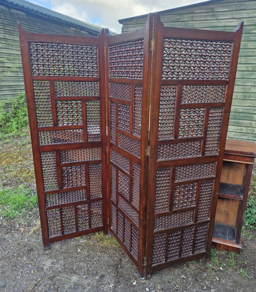 Moorish 3 fold dressing screen View II