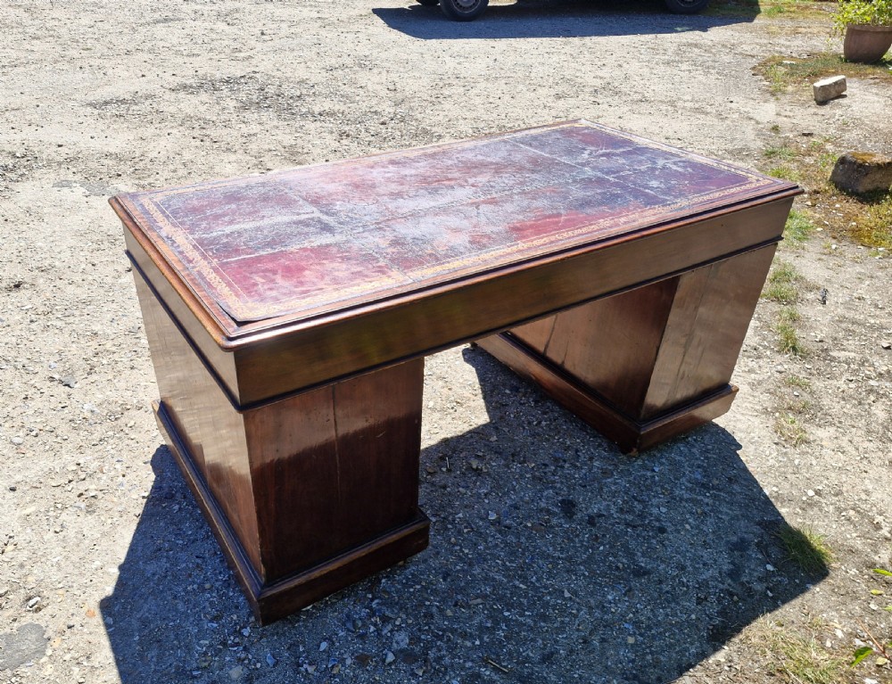 Large 19th century mahogany kneehole pedestal writing desk.  View IV