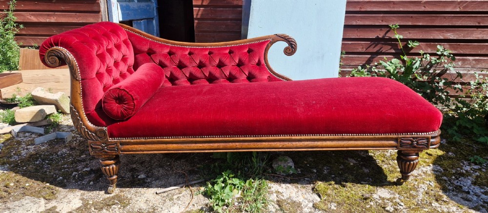 Regency simulated rosewood chaise longue. 
