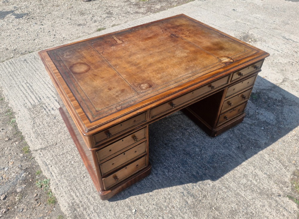 Victorian mahogany double pedestal partners writing desk  View VIII