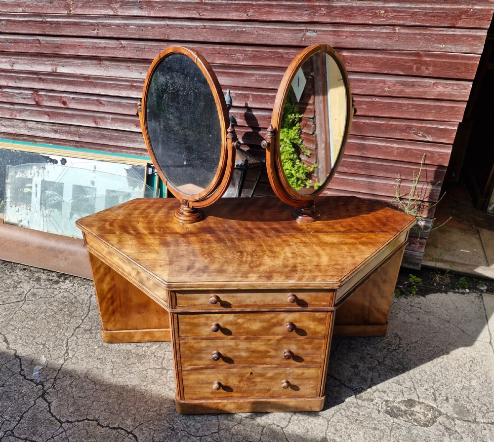 Highly unusual Victorian satinbirch double dressing table with makers stamp. 