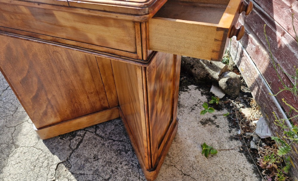 Highly unusual Victorian satinbirch double dressing table with makers stamp.  View XII