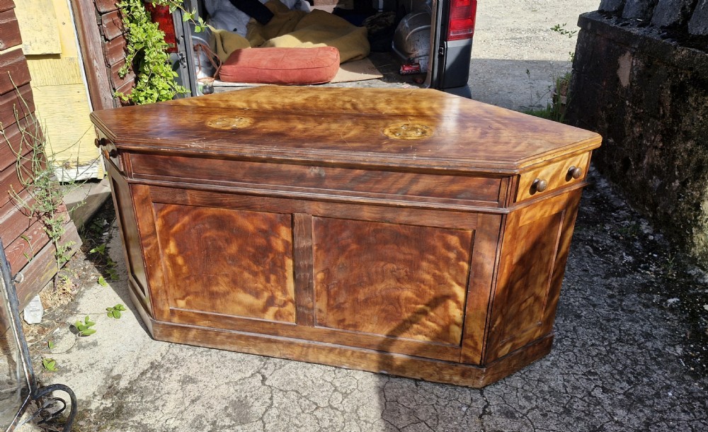 Highly unusual Victorian satinbirch double dressing table with makers stamp.  View XIII