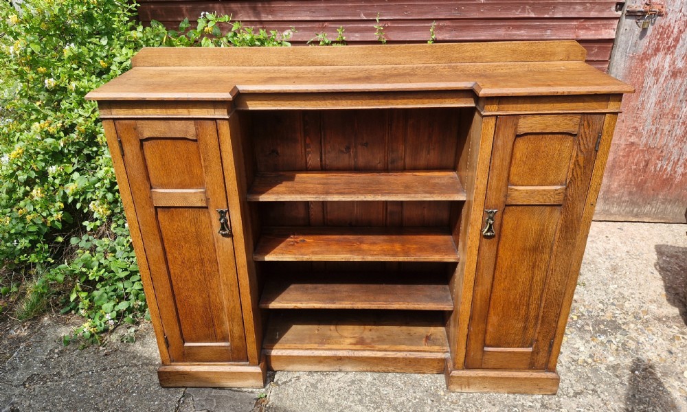 Edwardian oak bookcase cabinet with adjustable shelves   View II