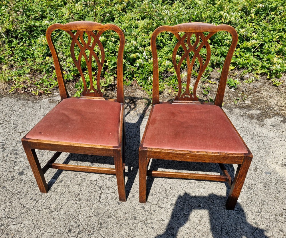 Pair of Late Georgian single elm chairs. 