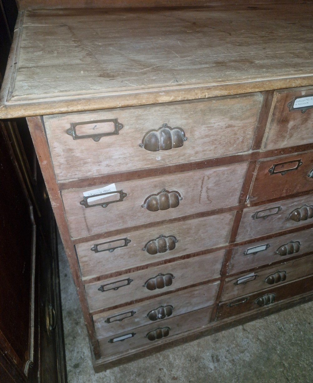 Very large office plan chest View II