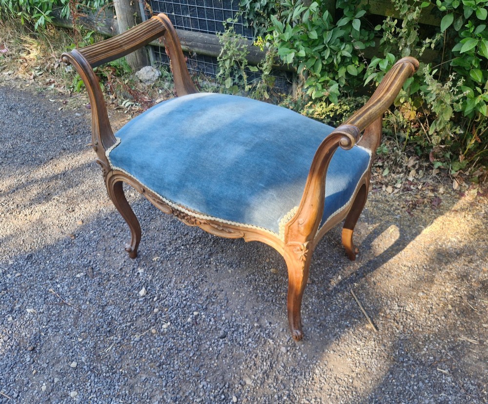 Carved walnut free standing dressing stool
