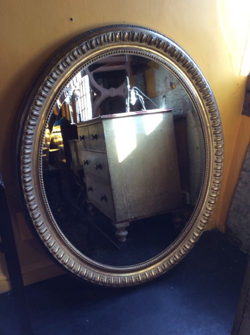 19thc Oval Gilded Mirror