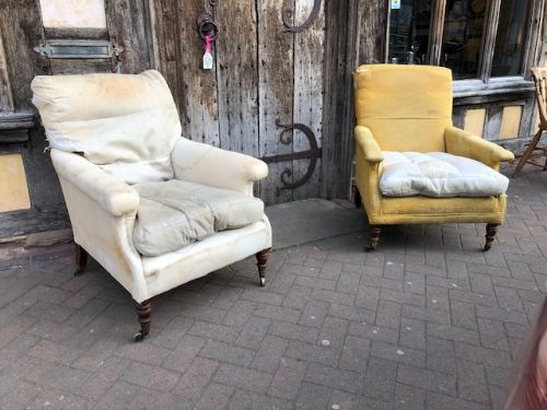 Pair of 19thc Howard & Sons Mahogany Turned Leg Willoughby Armchairs