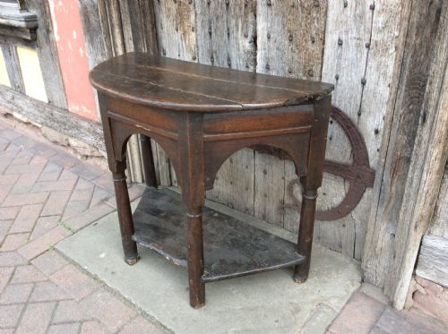 An Early to Mid 17thc  Oak & Elm Credence Table