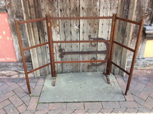 An Edwardian Mahogany 3 Fold Towel Rail