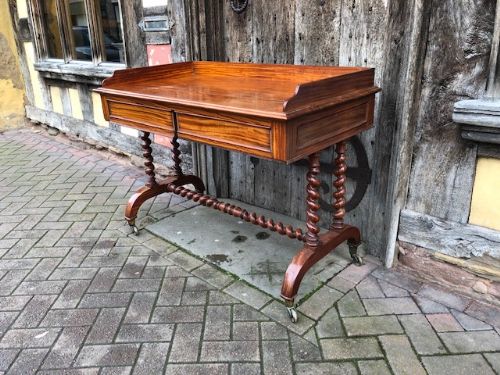 A 19thc Satinwood 2 Drawer Table