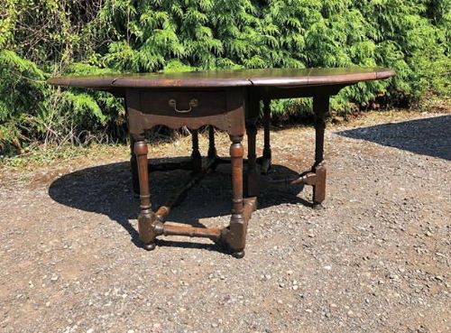 An 18thc Large Oak Gateleg Table
