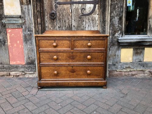 A 19thc Low Waisted Oak Chest of Drawers