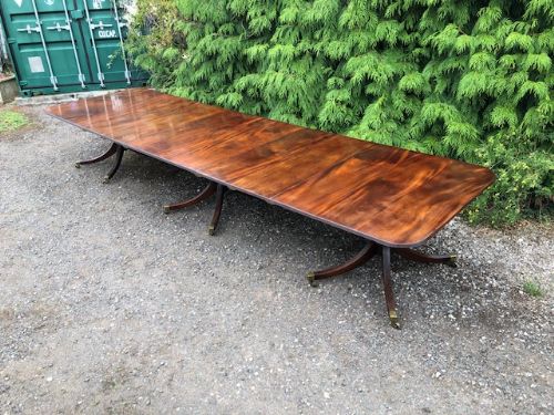 A Superb Quality 20thc Mahogany 3 Pedestral Dining Table